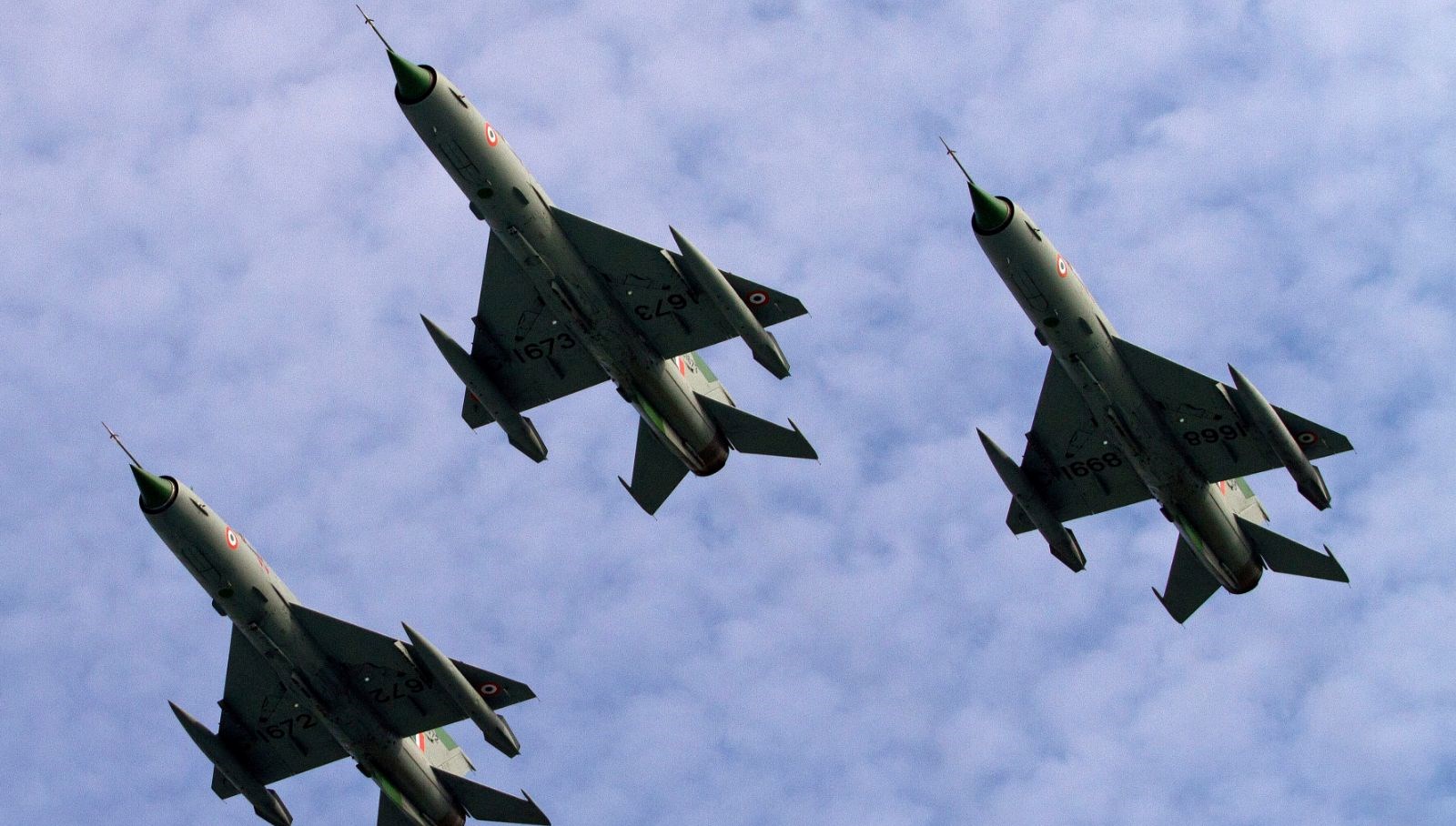 60 yillik seruven sona erdi ucan tabut emekli oldu L3JIArdS