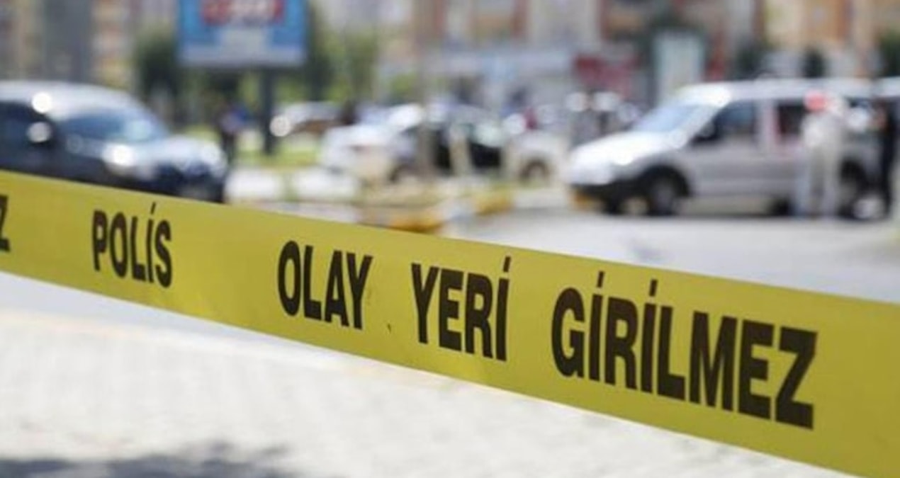 antalyada otomobil ucuruma yuvarlandi 1 olu 1 yarali DKee4ti9