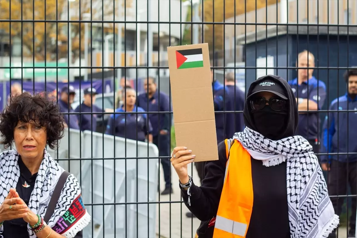 hollandada israil protestosu LpXeUtdN