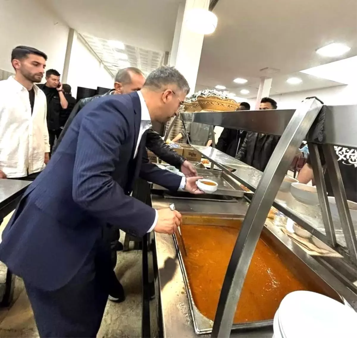 ak parti erzurum genclik kollari kampuse hosgeldiniz dedi cmvqPT6F