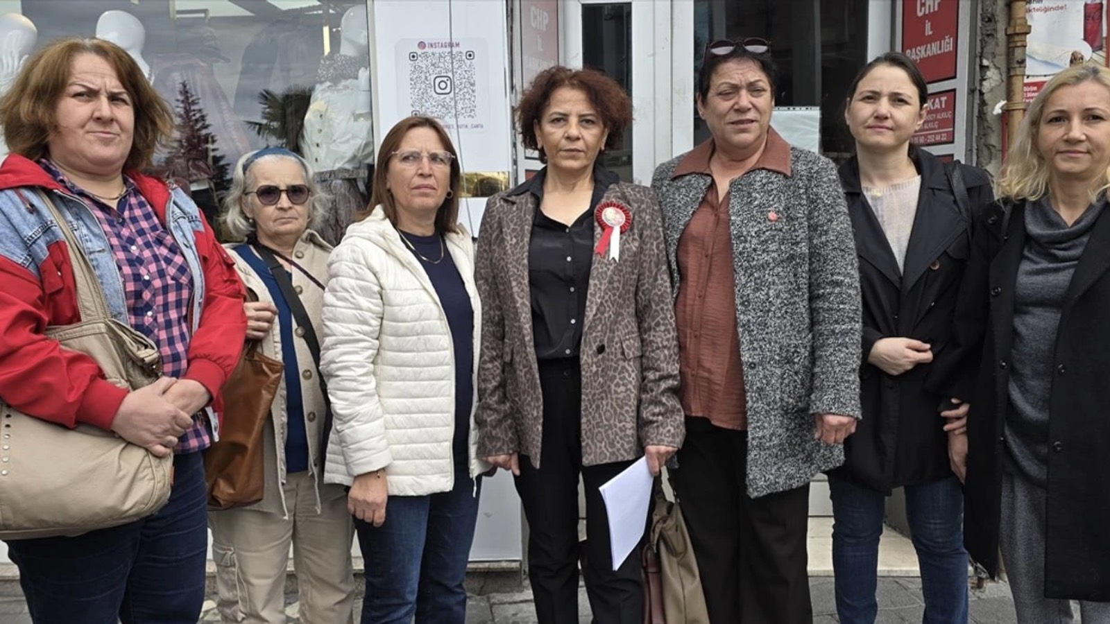 chp zonguldak merkez ilce kadin kollari baskani sekme ve 9 yonetici istifa etti rDY1L87O.jpg