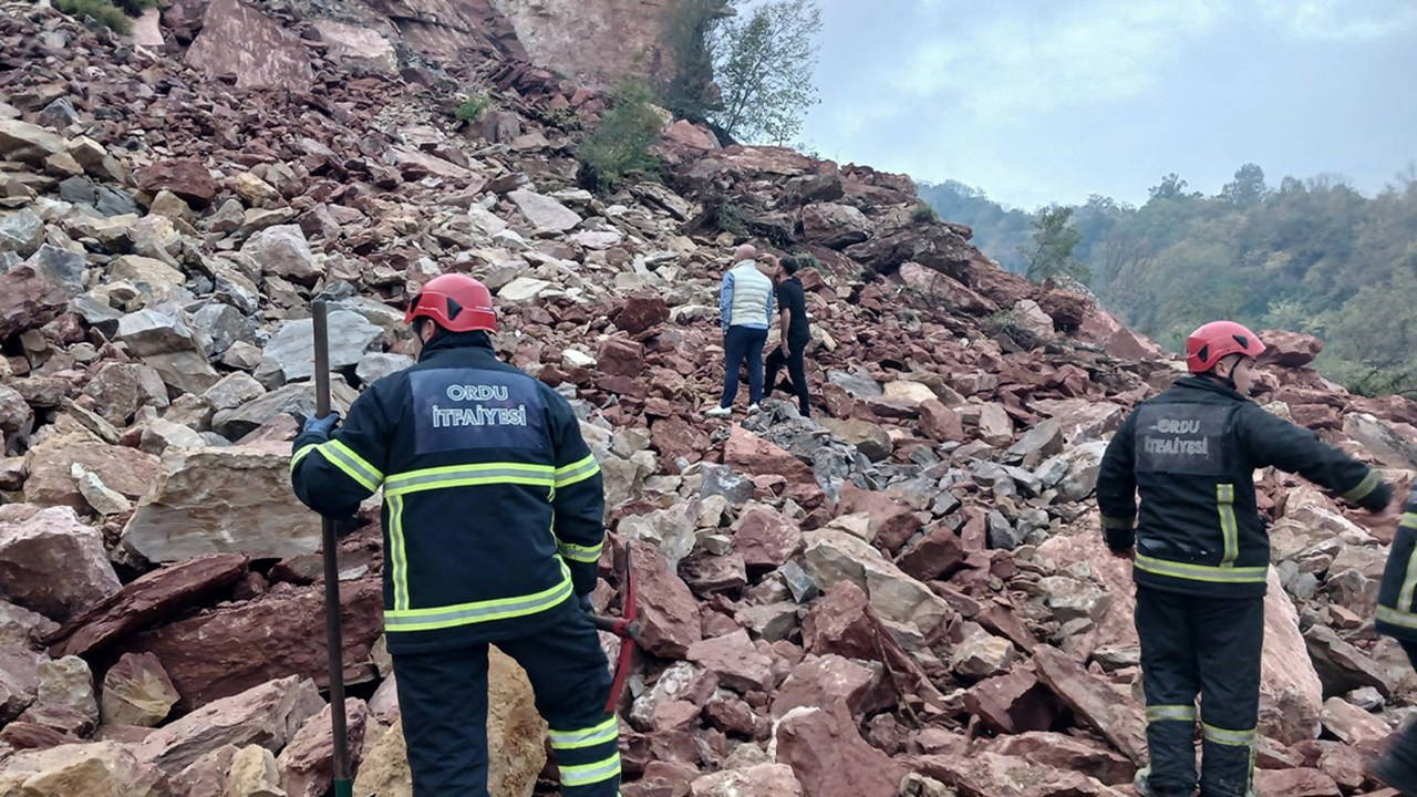 fatsada tas ocagi santiyesinde gocuk isciler enkaz altinda ew8PIcTA.jpg