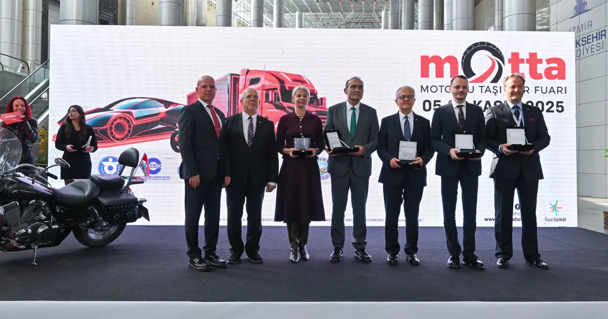 izmirde motta motorlu tasitlar fuari kapilarini acti TObVJf1G.webp