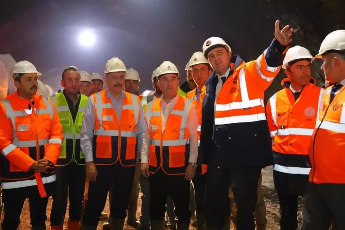 kop tuneli 13 yildir bitmiyor 4 bakan degisti WvVgiUZu.jpg